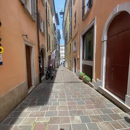 Annunciata14boutiqueapt *